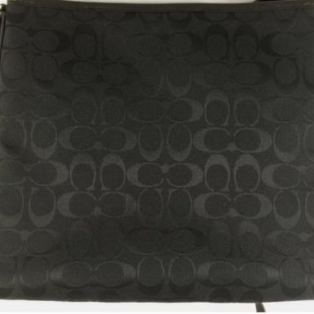 NWT Coach Crossbody Swingpack Black - Picture 3 of 8